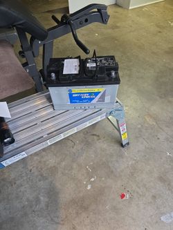 AGM battery Off A 2017 Bmw