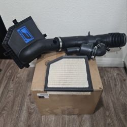 OEM 2023 Lexus IS350 F-Sport Intake Assembly 