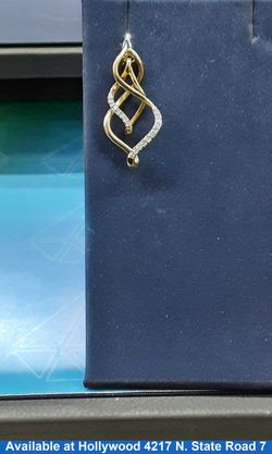 Symbol Pendant - Yellow Gold 10k (.417) 2.8 grams
