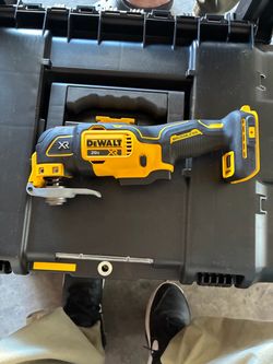 Dewalt 20v multi tool new tool only