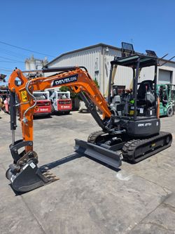 2023 Develon DX27Z Mini Excavator
