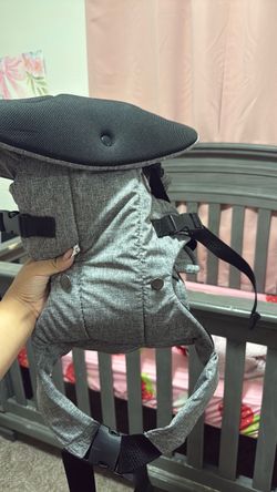 Baby carrier never used