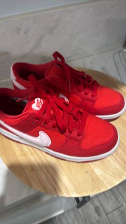 Nike Dunk Low Valentine's Day (2024)