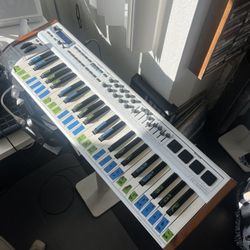Arturia 49 Ley Analog Experience The Labratoty 