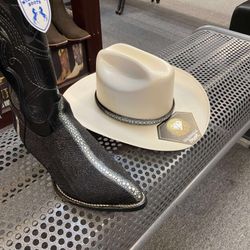 Botas de Piel original con sombrero de 2000X