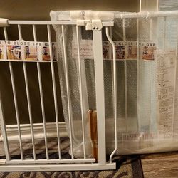 2 BalanceFrom Baby / Pet Saftey Gates Auto Close For Doorways Or Stairway Brand New In Box