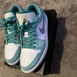 Air Jordan 1 Low SE