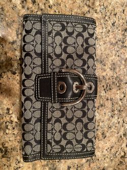 Coach women’s wallet