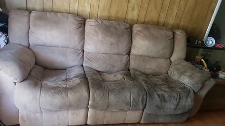 Recliner couch