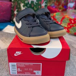 Nike Court Legacy 8C