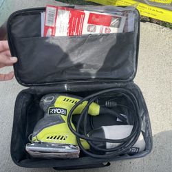 Ryobi 1/4 Sheet Sander Kit