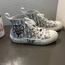 High Top B23 Dior Sneakers 