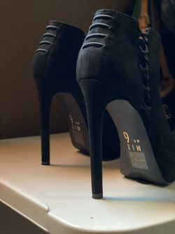 Sexy black heels