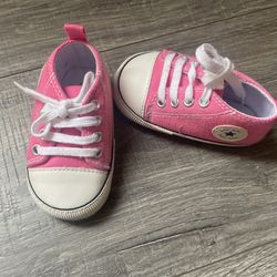 ZAPATOS PARA BB EN PERFECTAS PISTAS MUY BONITOS 