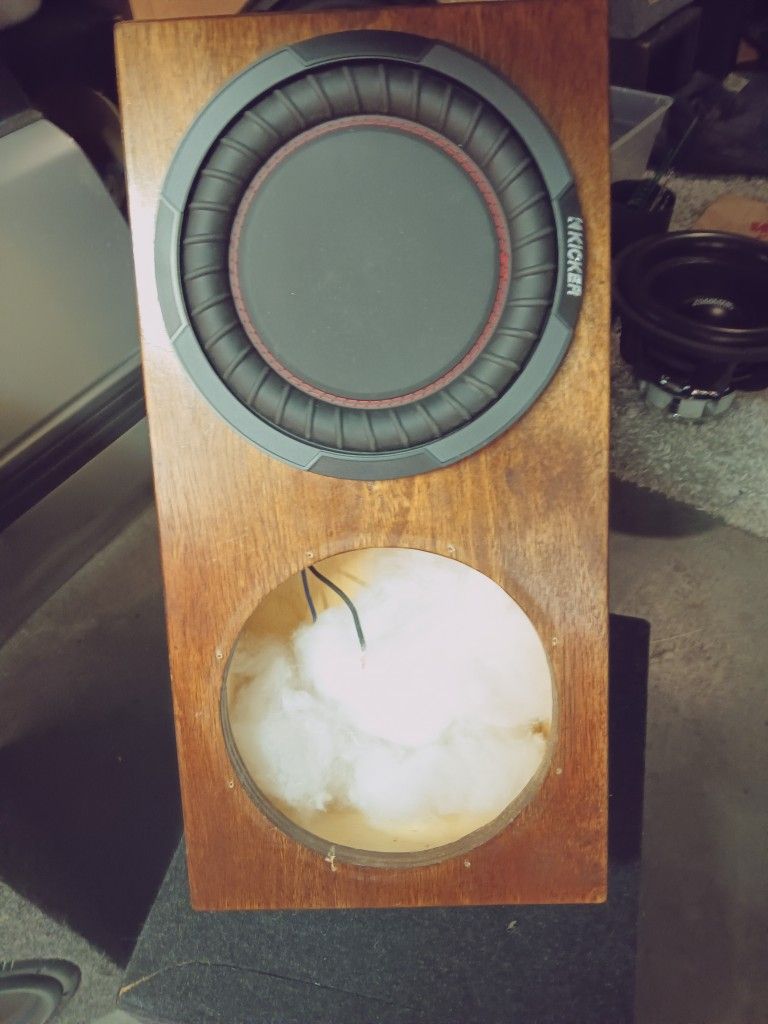 Kicke 10-in dual subwoofer box custom hardwood dark walnut stain kicker passive radiator. FREE DELIVERY IN PORTLAND VANCOUVER AREA