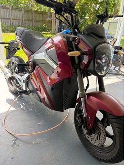 2021 Bullet-25 Scooter 49cc - Proyecto /