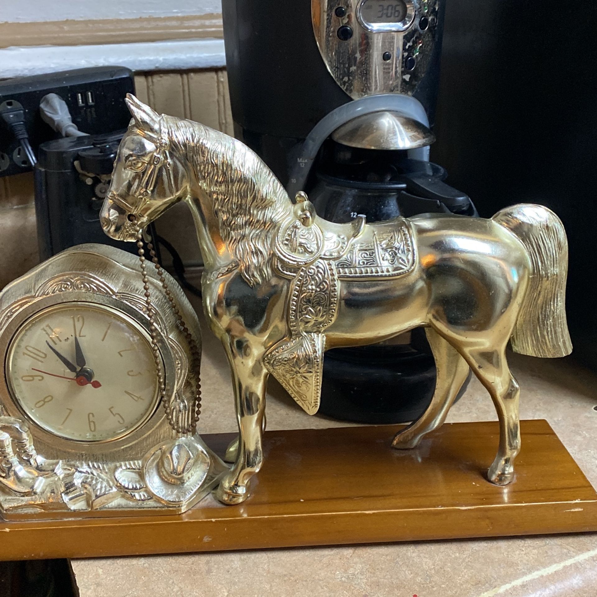 Horse Clock