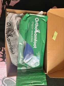 Brand New Comfoot Shoes