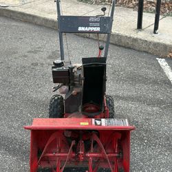 used Snapper 8HP Briggs&Straton snow blowers for sale Asking For $225 It starts right up on the first pull  It runs great