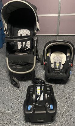 Graco stroller, car seat and base.