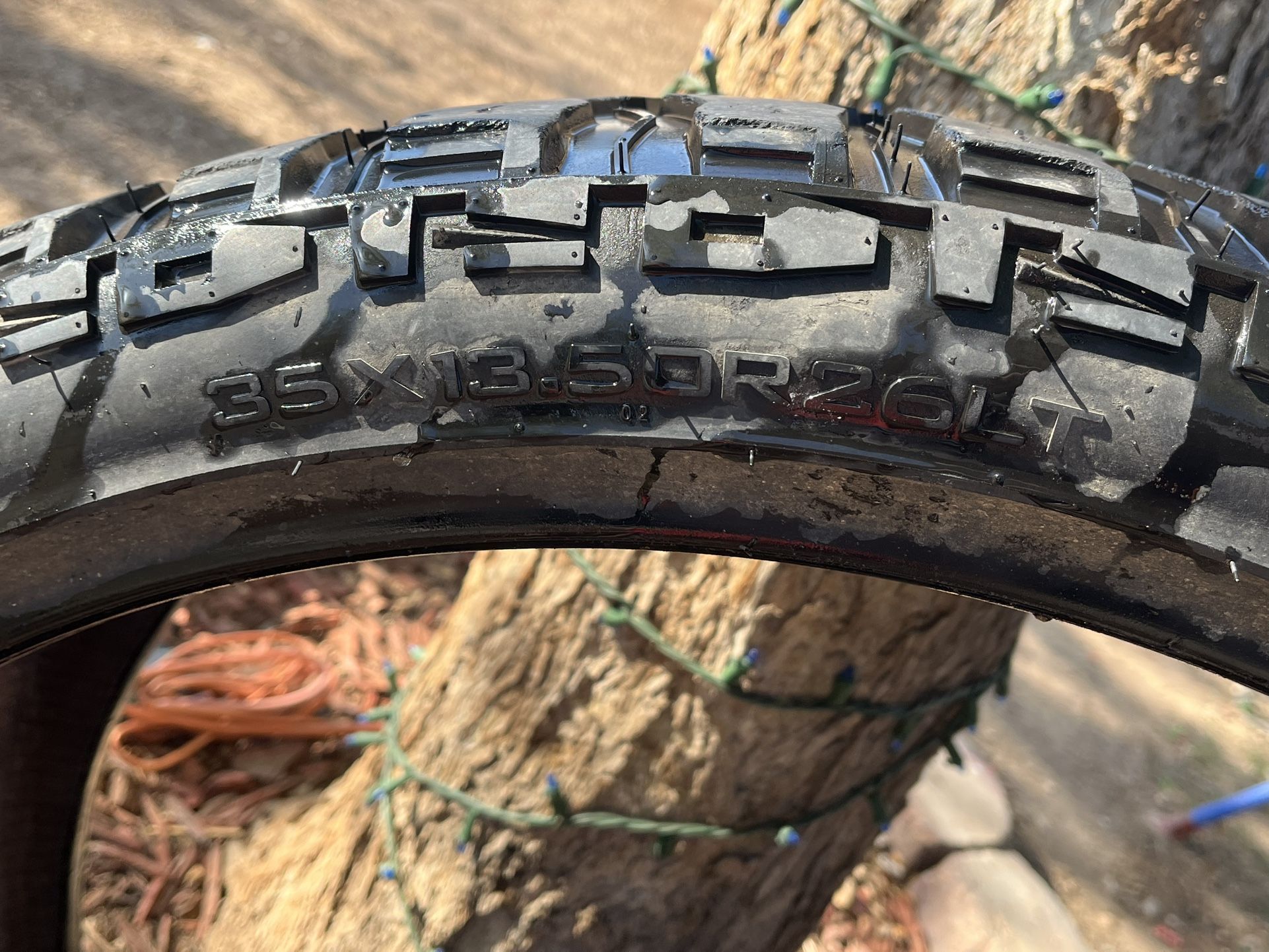 One Tire 35 35/13.50/R26