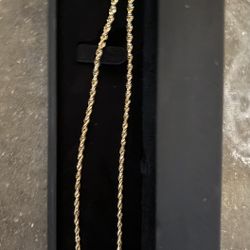 10K Yellow Gold Rope Chain With Cross