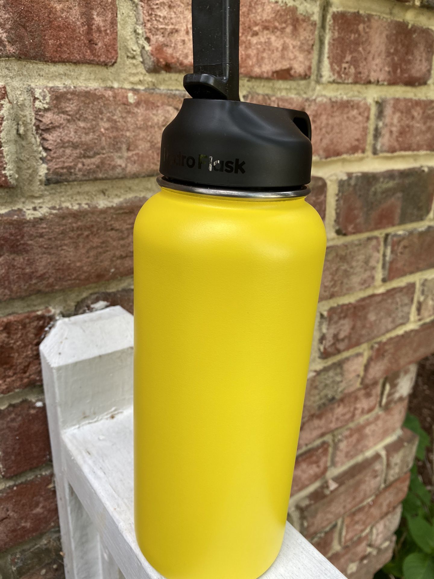 Hydro Flask Wide Mouth 32 oz. Olive Green for Sale in Limestone, TN -  OfferUp