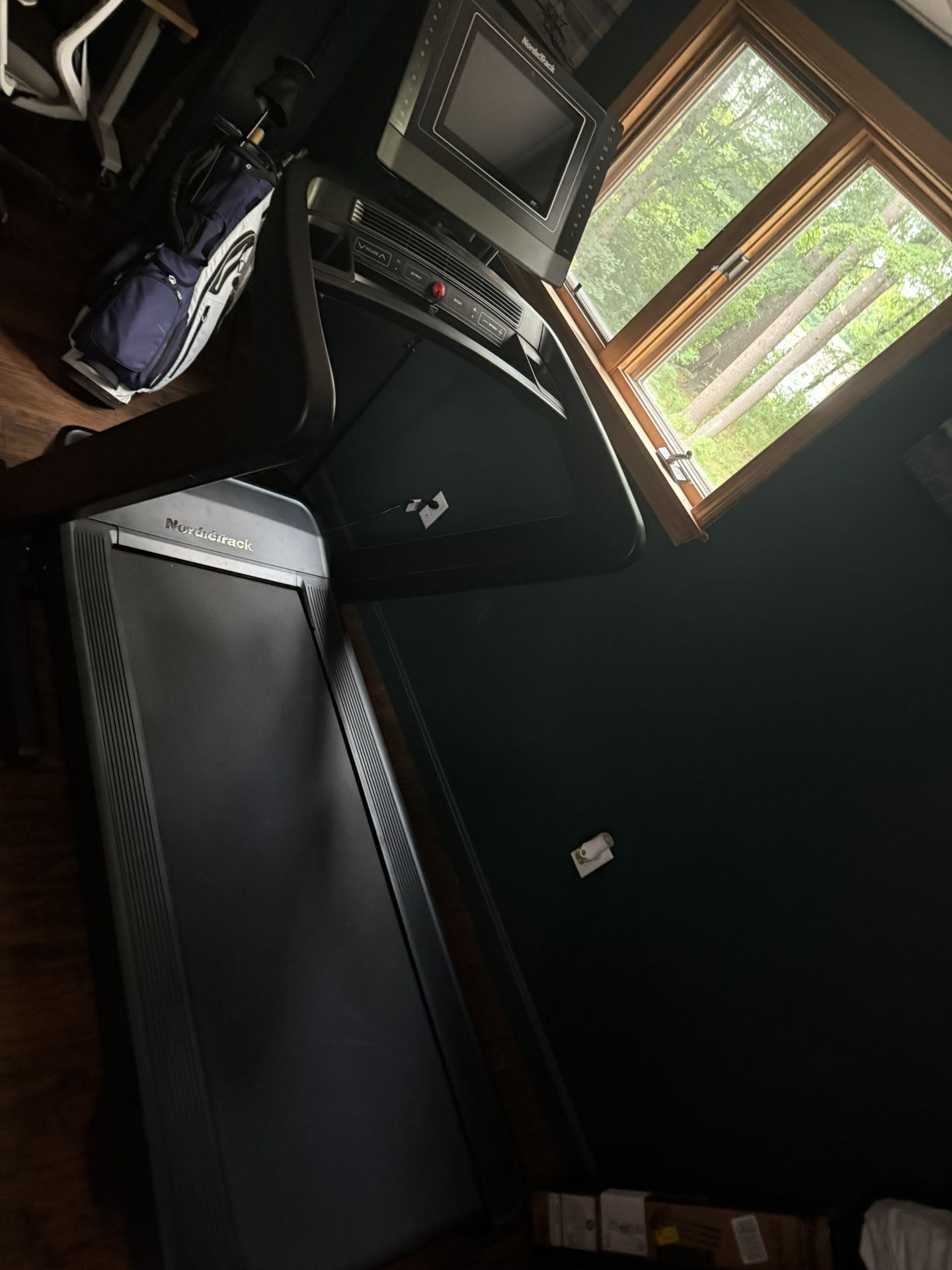 Nordic Trac Commercial 1750 Treadmill Great Condition