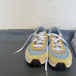 Negotiable Price -Men’s Nikes SIZE 10/ 10.5