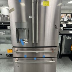 Café 4-door Refrigerator With Convert Drawer And Autofill Water Dispenser