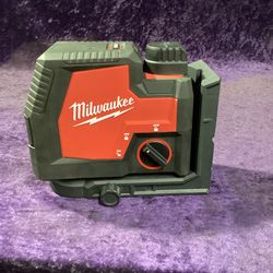 🧰🛠Milwaukee 100ft. REDLITHIUM USB Green Rechargeable Cross Line Laser Level-B.NEW COND!(Tool Only)-$145!🧰🛠