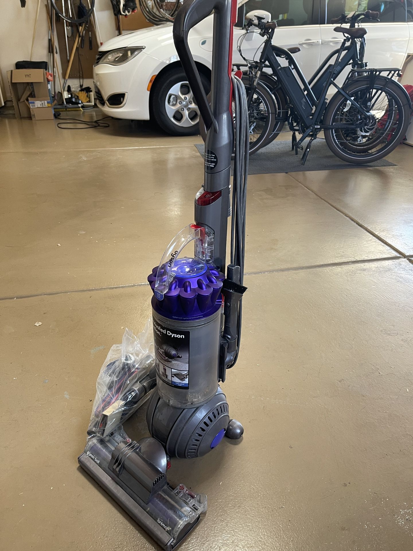 Dyson Vacuum (needs New Motor)