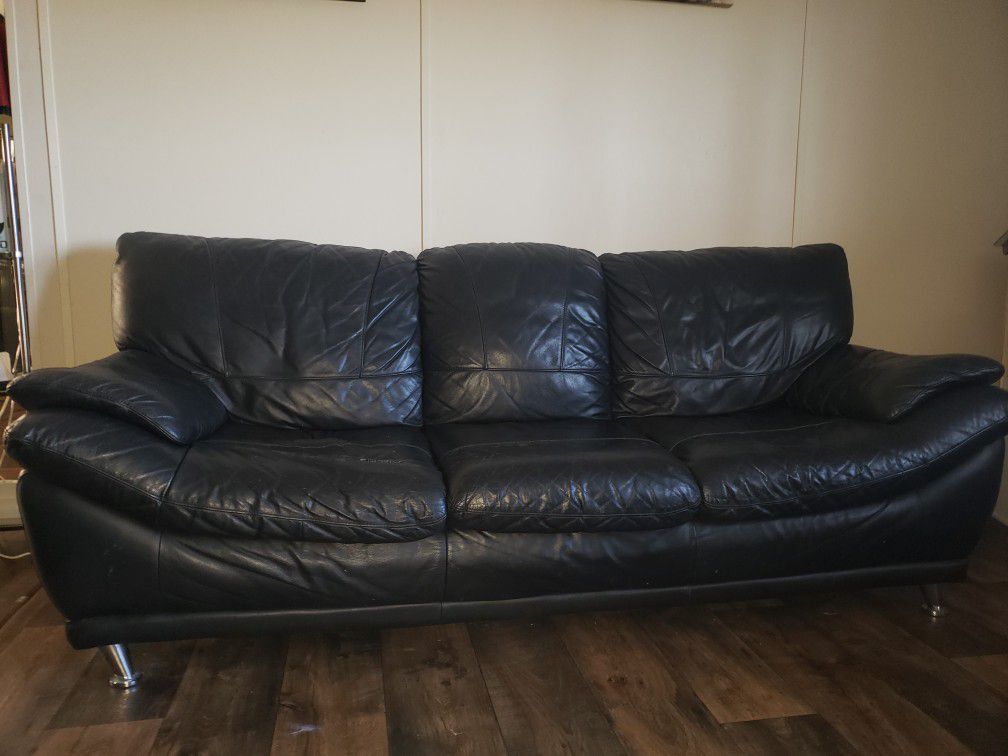 Black Couch & Love Seat for Sale!