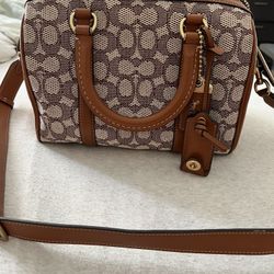 Medium Size Coach Bag 