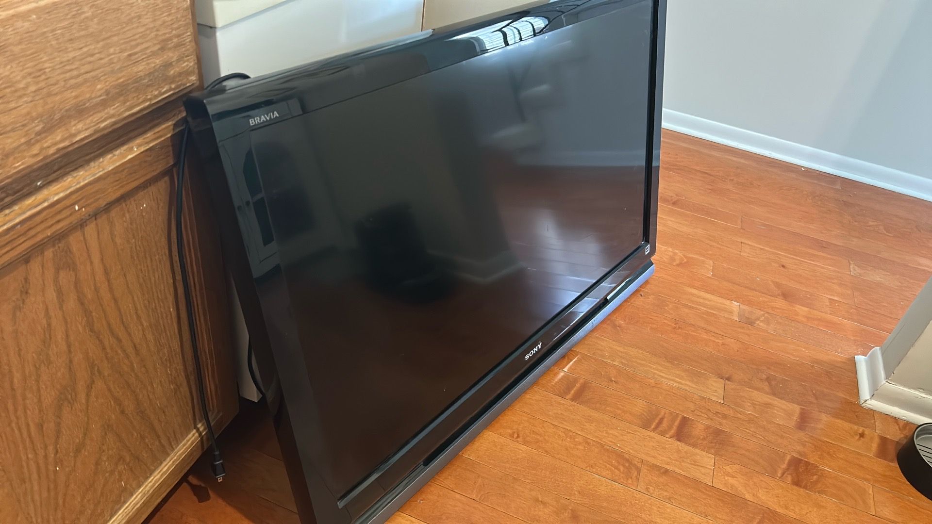 Sony Bravia 46” LCD TV KDL-46V4100 – Works Perfectly