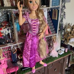 Repunsel Disney Doll 