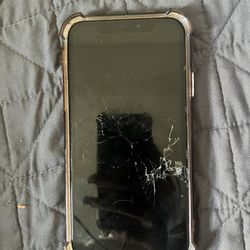 Broken iPhone Xr Just The Screen Though! And Charging Apple Case Just The Case!