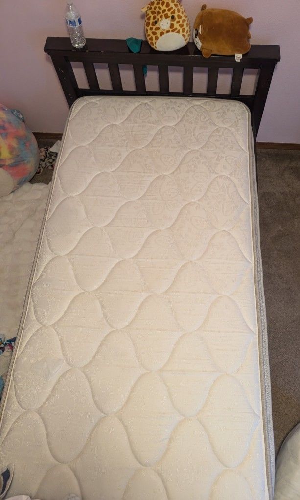 Twin Bed Frame With Mattress