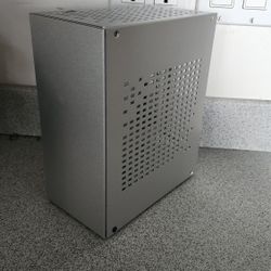 4.7L Mini Itx sff Case