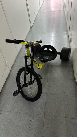 Razor drift trike