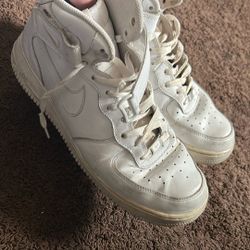 Used Air Force 1’s