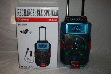 Bluetooth speaker SD card,slot USB port,FM radio,microphone included for karaoke