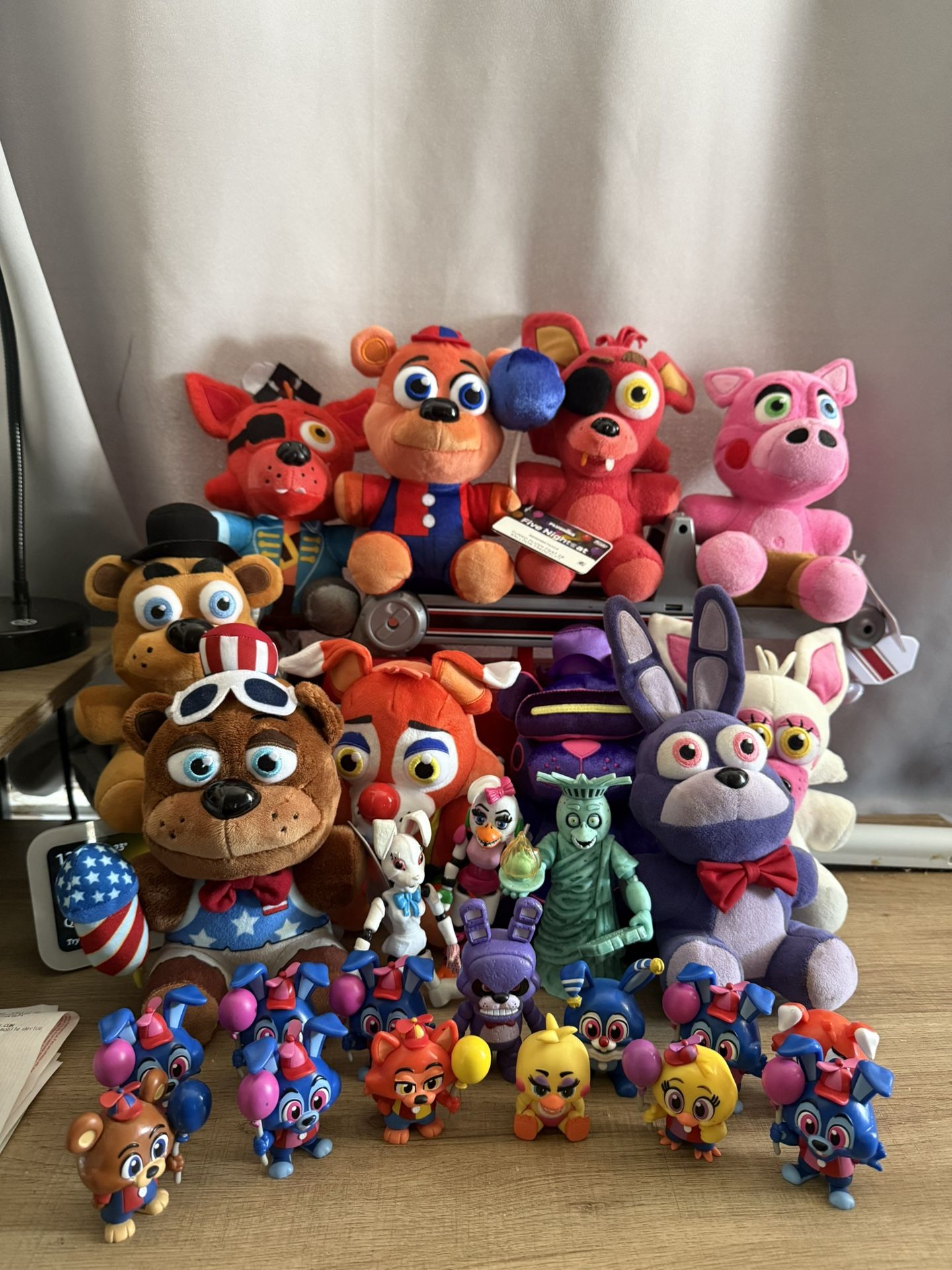 Funko FNAF plush Action Figure Mystery Mini Lot Of 27