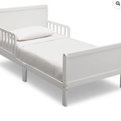 Delta White Toddler Bed With Mattress 