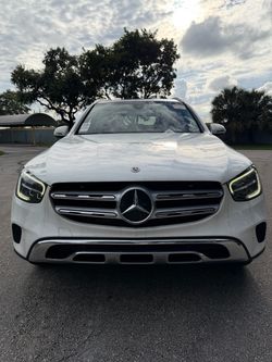 2021 Mercedes-Benz GLC