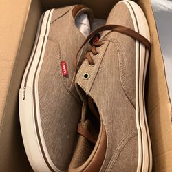 Levi’s Shoes Size 10.5 New