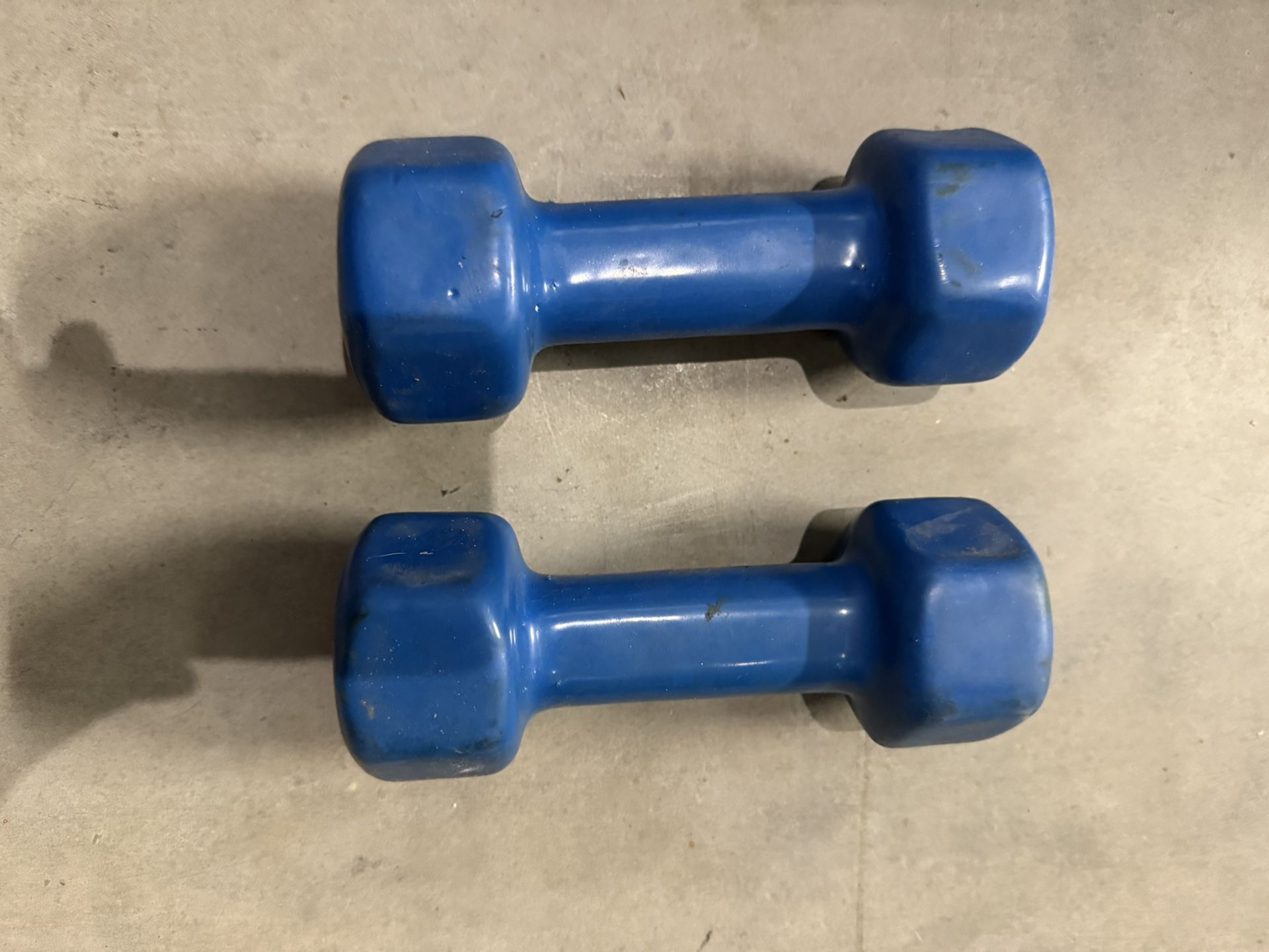 TKO 5 Pound Dumbbell Weight Blue Metal Plastic
