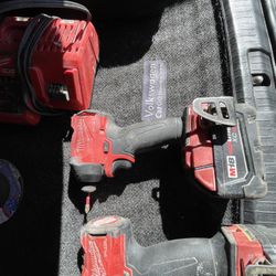 Milwaukee Tool Set With Batteries