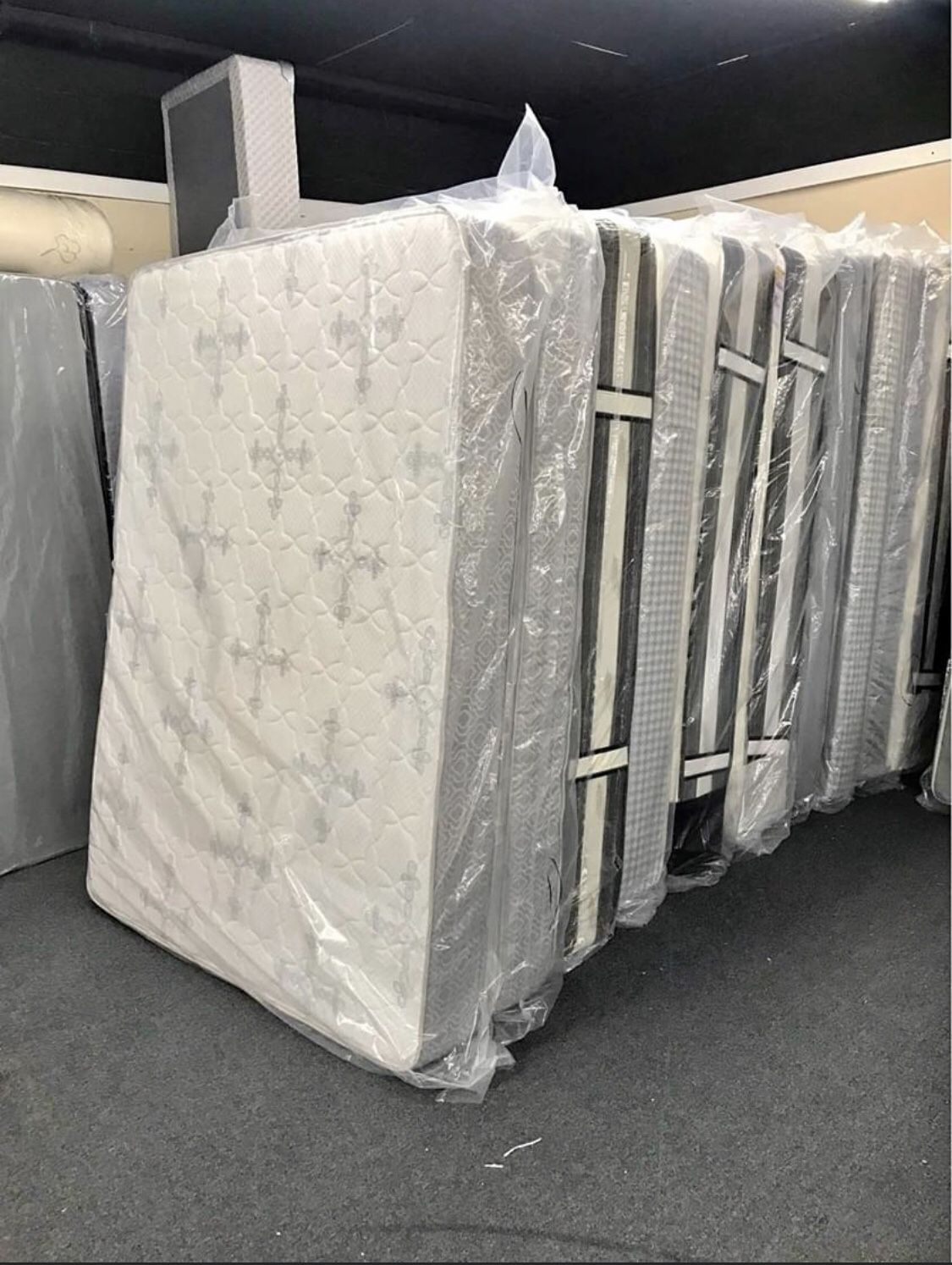 New Queen mattress and boxspring available on all sizes! We delivered 