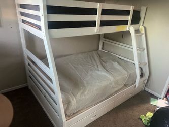 Not free Bunk bed